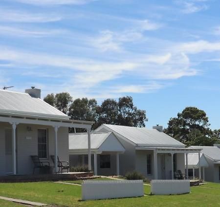 Wagga Wagga Country Cottages Luaran gambar